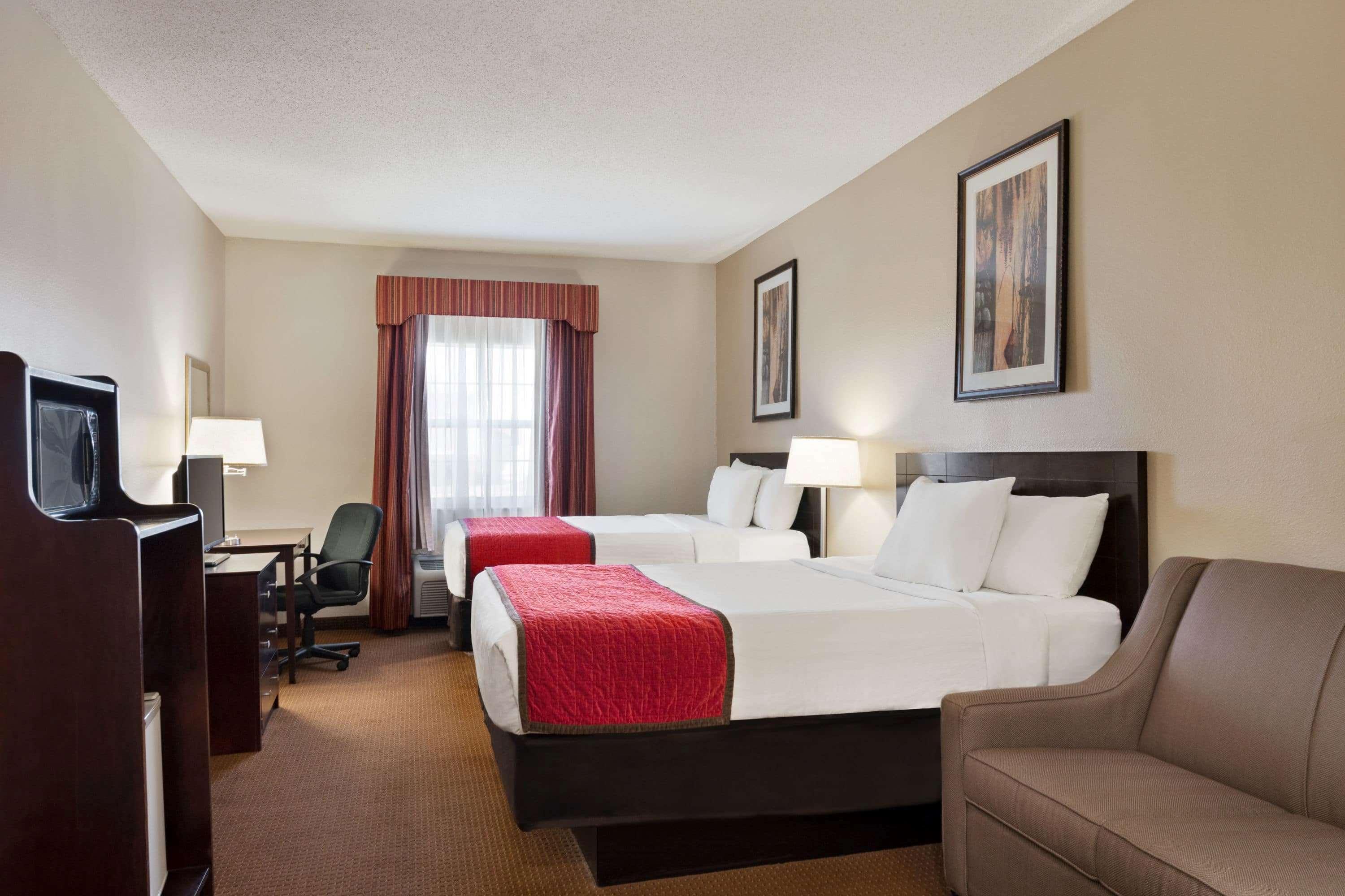 Hotel Ramada By Wyndham Elizabethtown Exterior foto